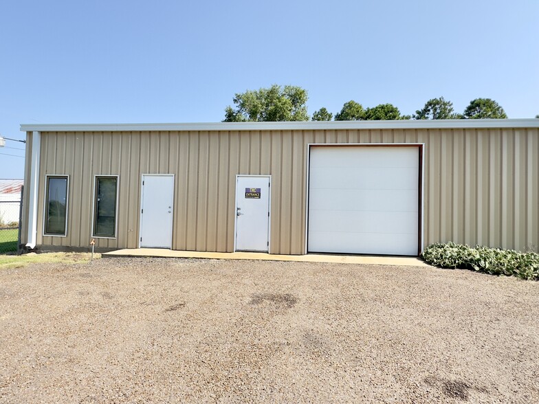 2202 Walker Tanner Rd, Union City, TN for sale - Building Photo - Image 3 of 26