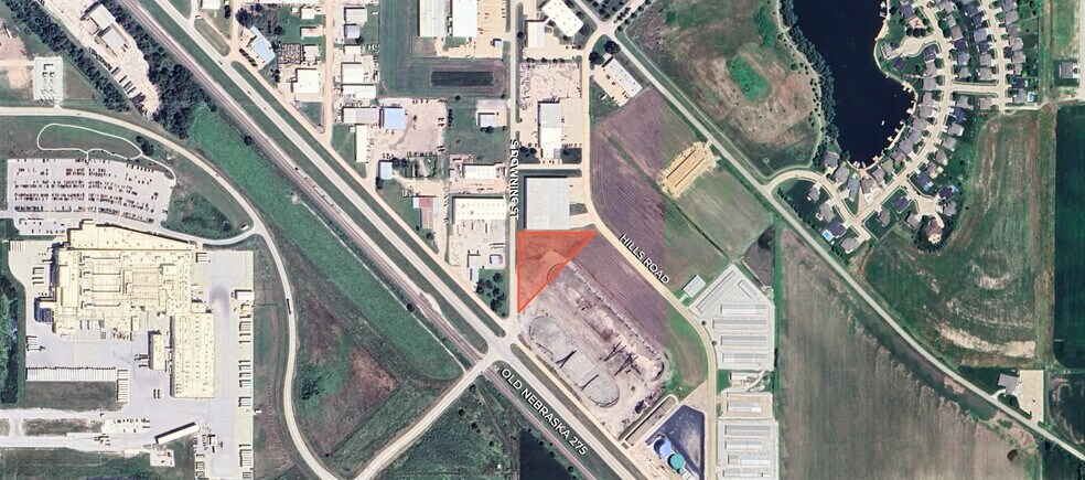 1123 Hills Rd, Fremont, NE for lease - Building Photo - Image 1 of 4