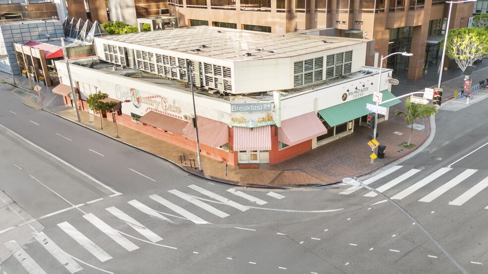 811 James M Wood Blvd, Los Angeles, CA for sale - Building Photo - Image 1 of 1