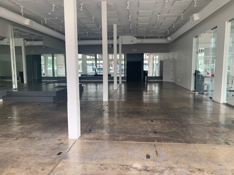 7960 W 3rd St, Los Angeles, CA for lease - Interior Photo - Image 3 of 18