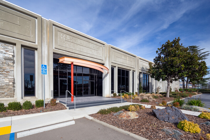 3075 Prospect Park Dr, Rancho Cordova, CA for lease - Building Photo - Image 1 of 10