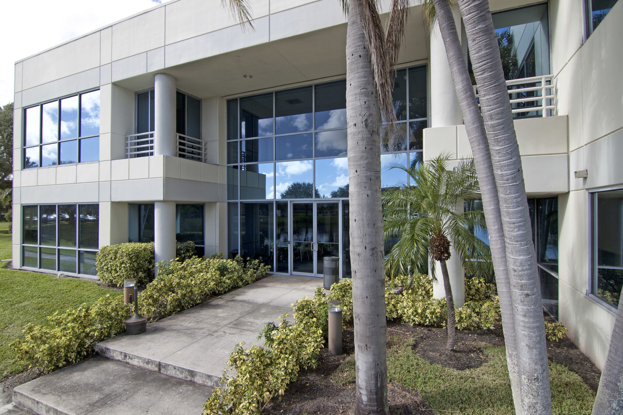 5500 Village Blvd, West Palm Beach, FL 33407 The Atrium