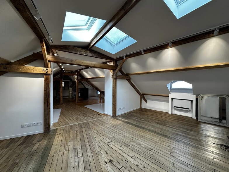 29 Rue De Mars, Reims for lease - Interior Photo - Image 3 of 6