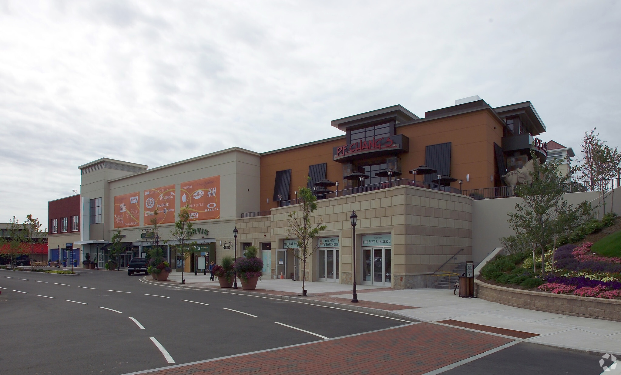 400470 Legacy Pl, Dedham, MA 02026 Legacy Place