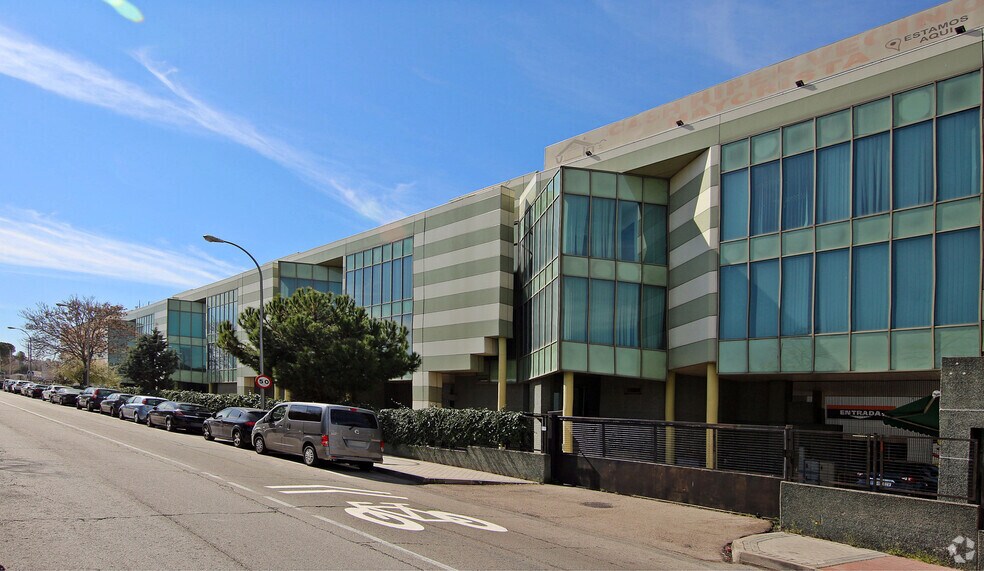 Calle Yécora, 2A, Madrid, Madrid for lease - Building Photo - Image 2 of 21