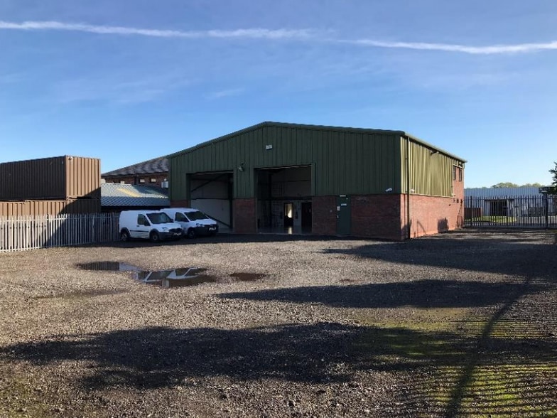 22 Ellerbeck Way, Middlesbrough for lease - Primary Photo - Image 1 of 2