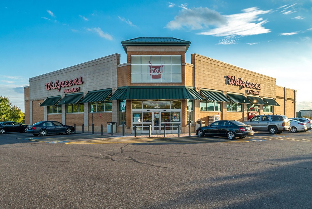 1600 Main St, Follansbee, WV 26037