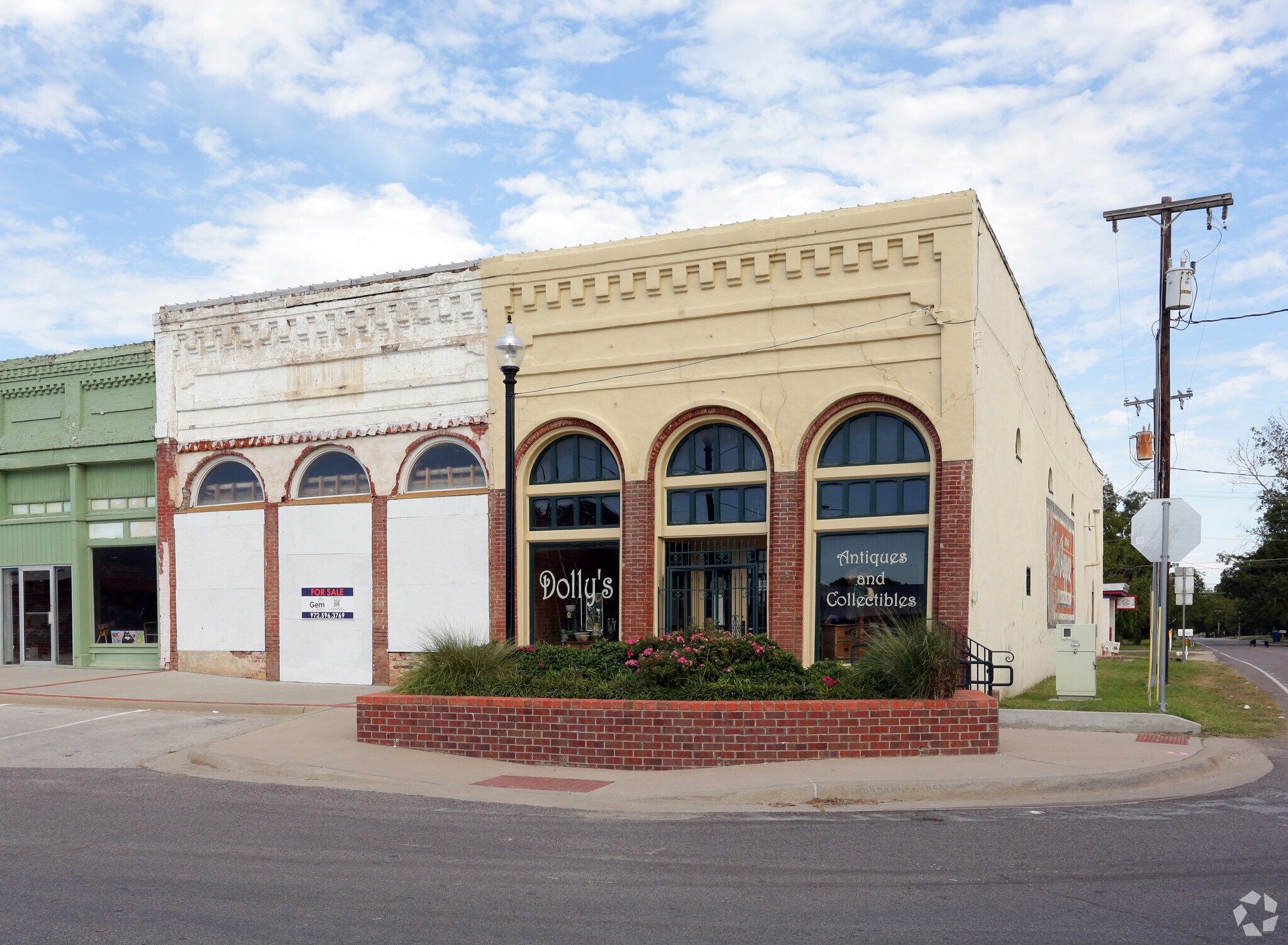113 S Jefferson St, Pilot Point, TX for sale Primary Photo- Image 1 of 1