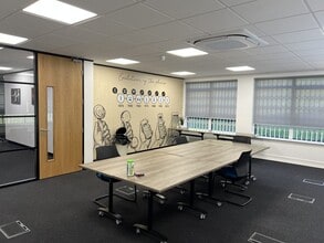 Cefn Coed, Cardiff for sale Interior Photo- Image 2 of 7