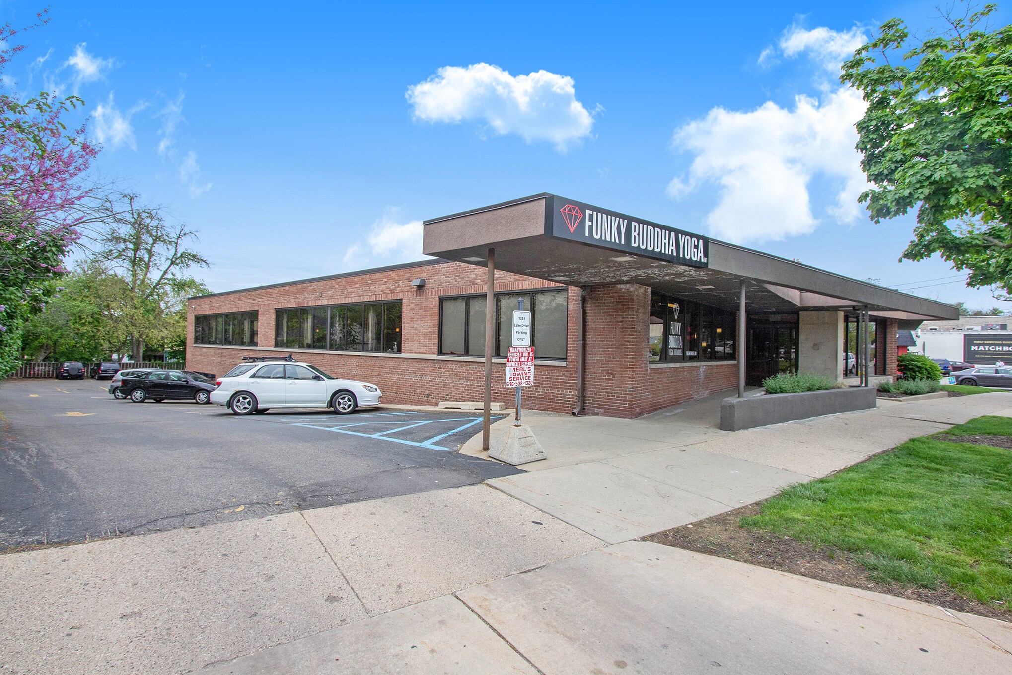 1331 Lake Dr SE, Grand Rapids, MI 49506 Boland Building