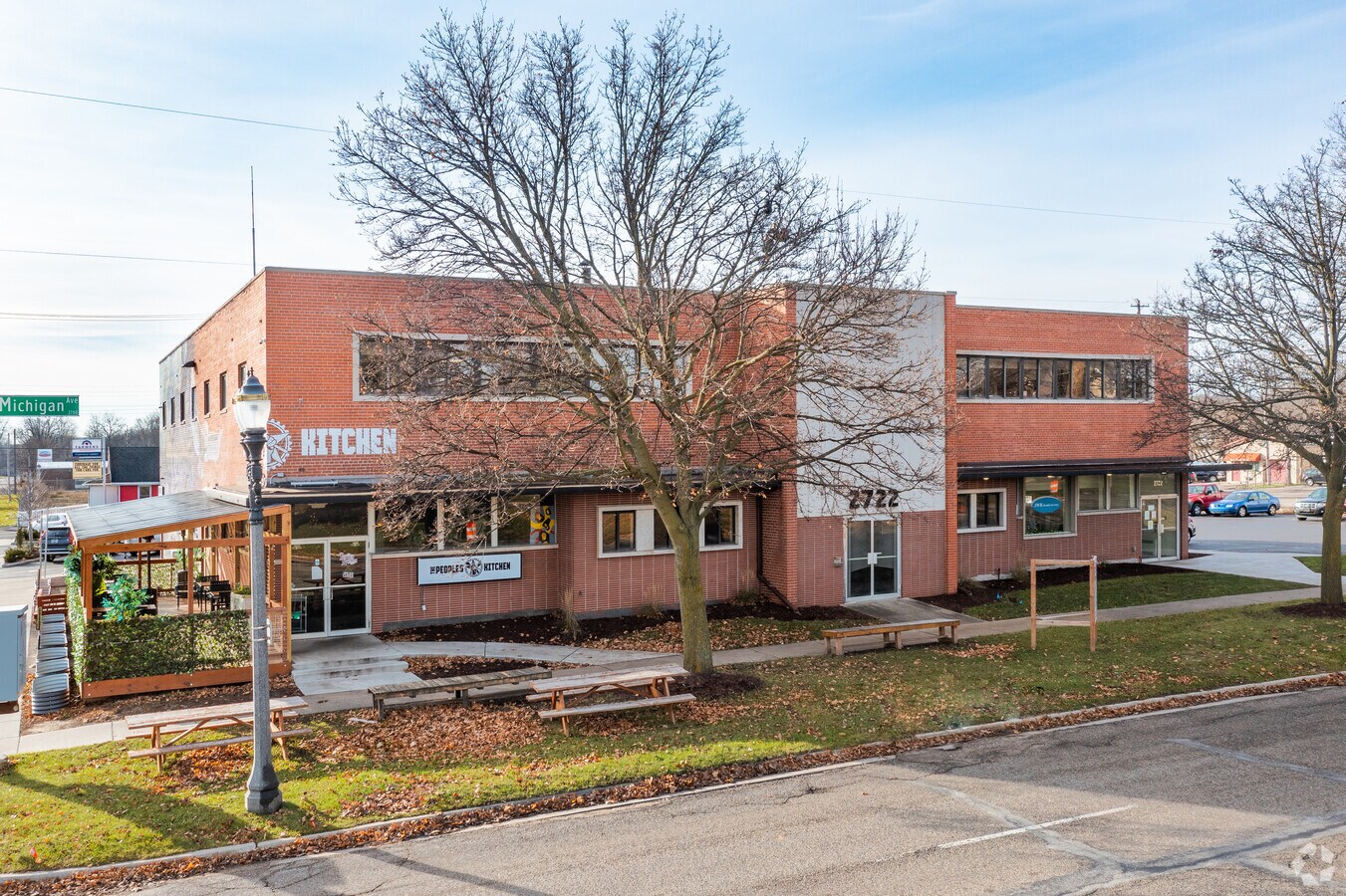 2722 E Michigan Ave, Lansing, MI 48912