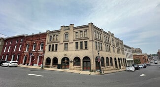 More details for 1 Middlebrook Ave, Staunton, VA - Retail for Sale