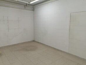 Retail in Manresa, Barcelona for lease Building Photo- Image 2 of 6