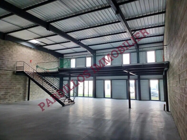 Flex in Ifs for sale - Building Photo - Image 1 of 10