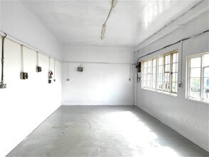 Greys Rd, Henley On Thames for lease Interior Photo- Image 2 of 2