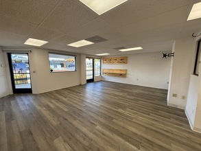 5685-5693 La Jolla Blvd, La Jolla, CA for lease Building Photo- Image 2 of 5