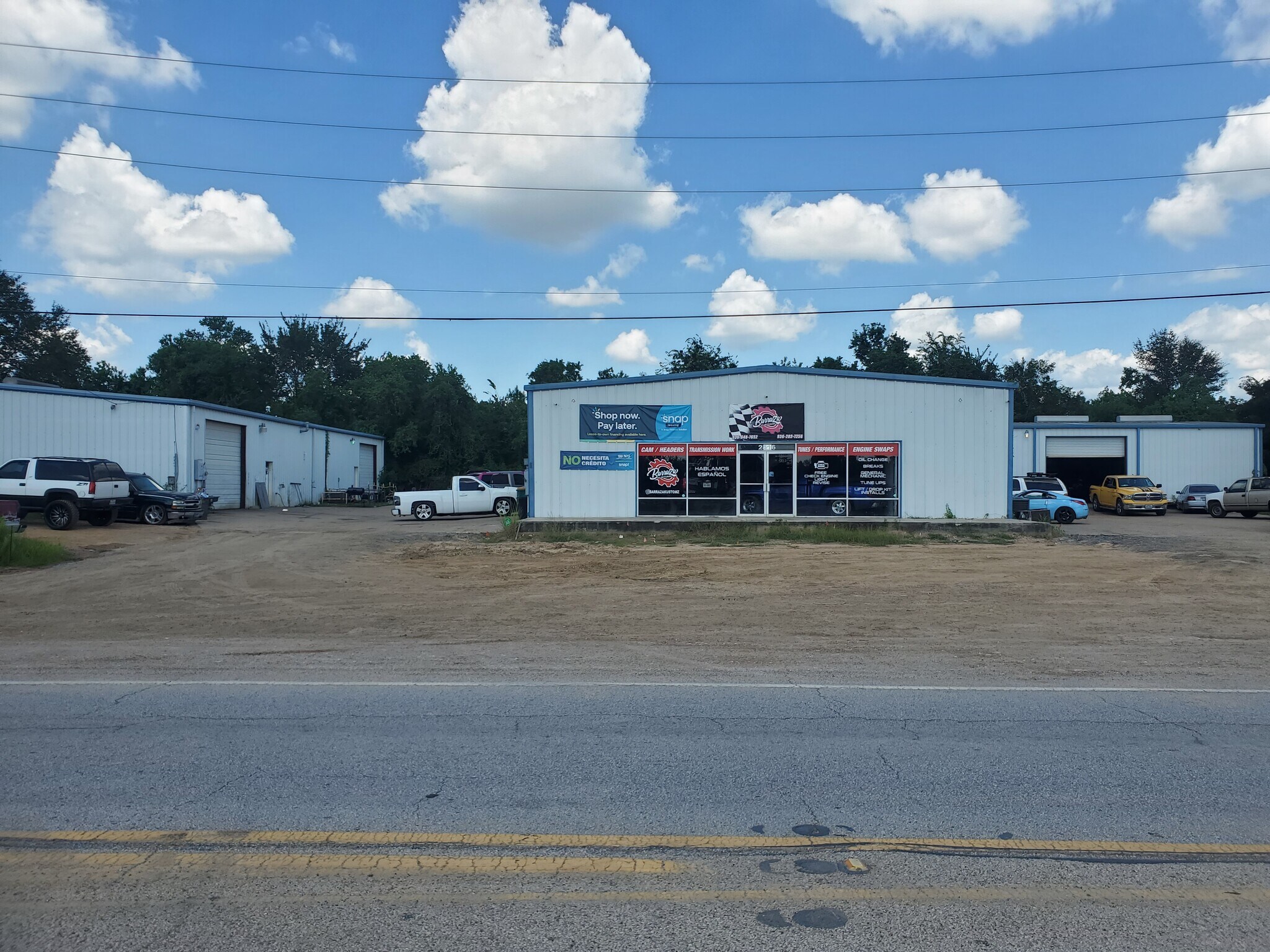 2416 E Davis St, Conroe, TX for sale Building Photo- Image 1 of 1