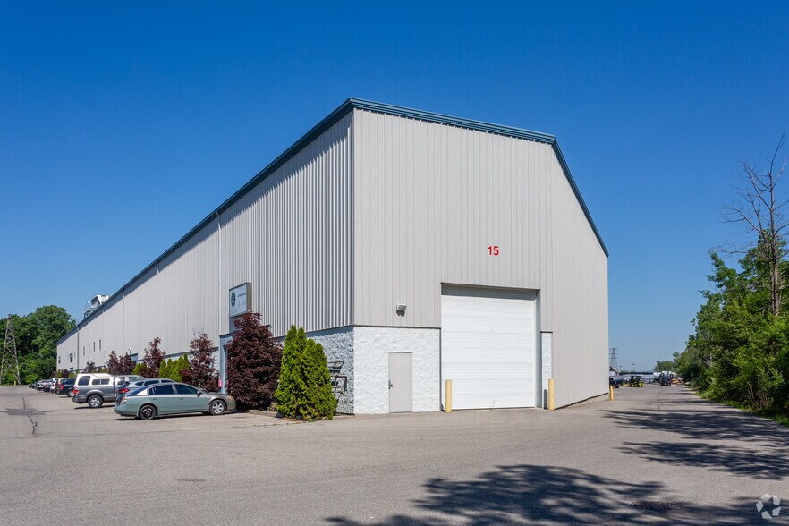 490 Elgin St, Brantford, ON N3S 7P8