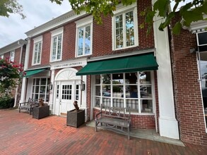 21 South Ave, New Canaan, CT for lease Interior Photo- Image 2 of 17