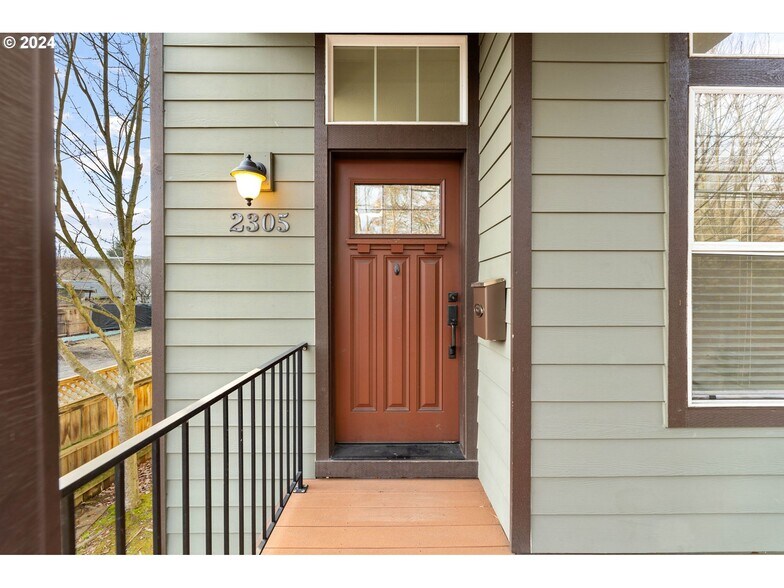 2305 SE 12th Ave, Portland, OR for sale - Building Photo - Image 2 of 38