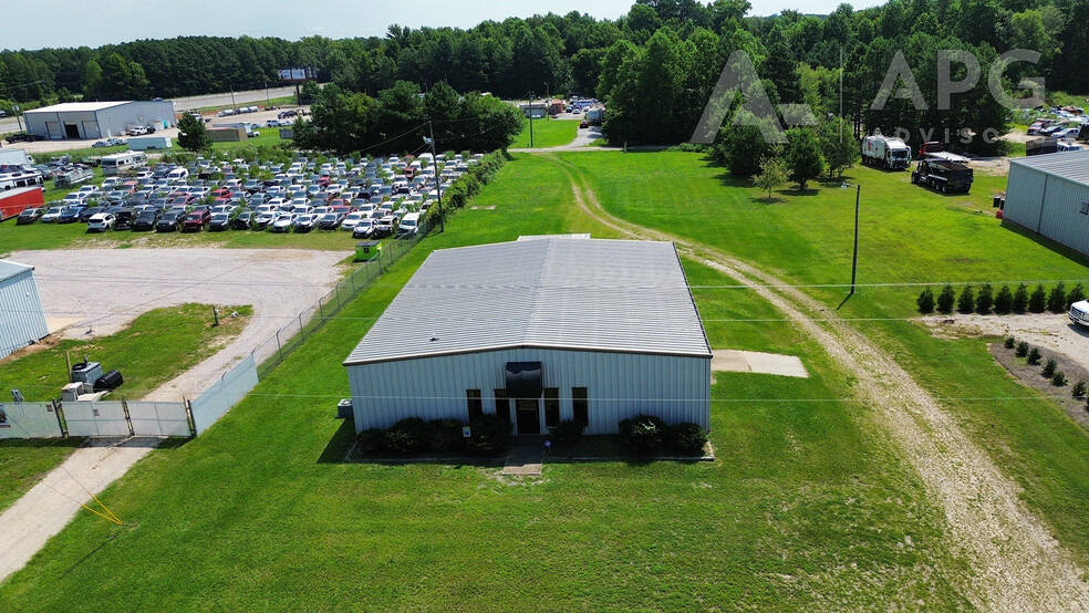 139 Uzzle Industrial Dr, Clayton, NC for sale - Building Photo - Image 1 of 3