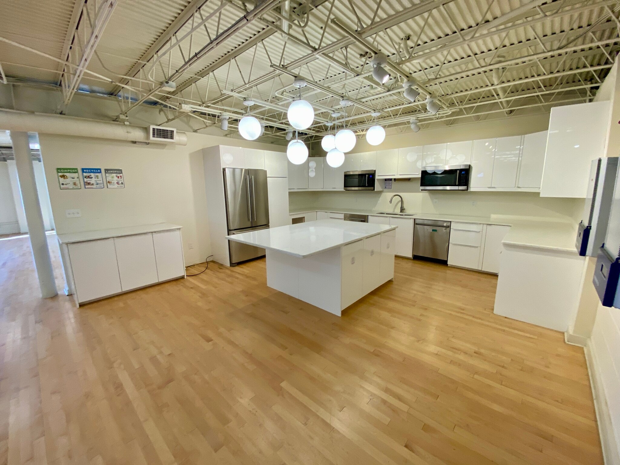 1743 Walnut St, Boulder, CO for lease Interior Photo- Image 1 of 2