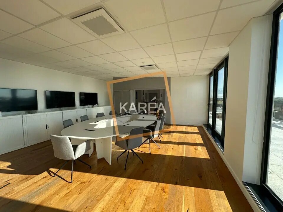 Office in Chessy for lease Building Photo- Image 1 of 6