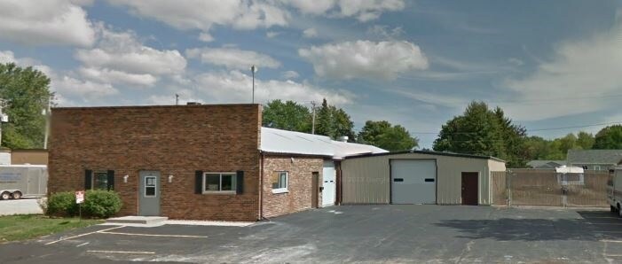 1330 N Ballard Rd, Appleton, WI for sale Building Photo- Image 1 of 1