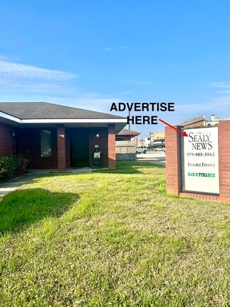 More details for 327 Fowlkes St, Sealy, TX - Office for Lease
