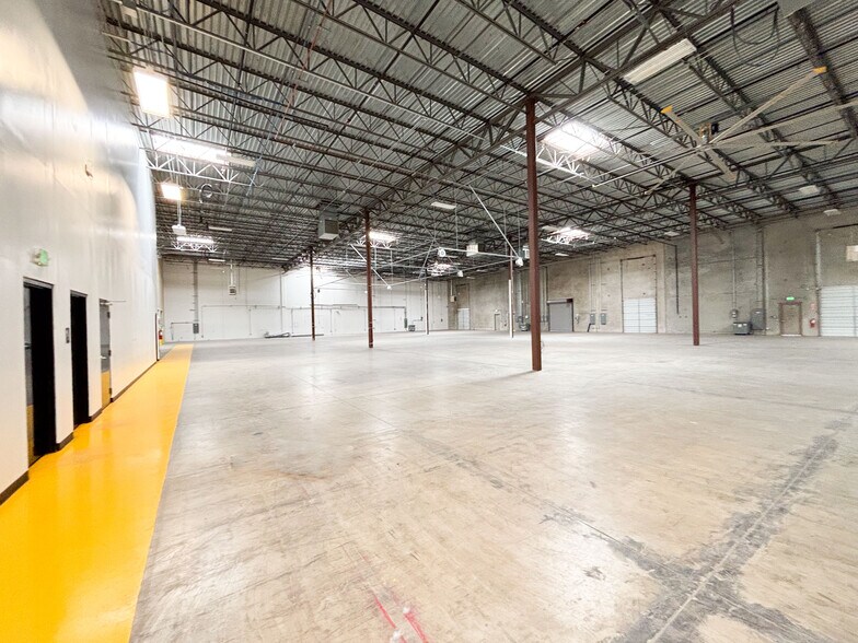 6301 E Stassney Ln, Austin, TX for lease - Interior Photo - Image 2 of 16