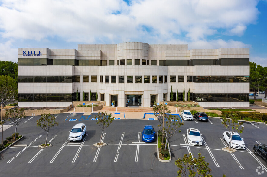 8 Corporate Park, Irvine, CA for lease - Building Photo - Image 3 of 12