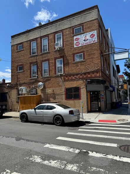 1020 Cypress Ave, Ridgewood, NY for sale - Building Photo - Image 1 of 1