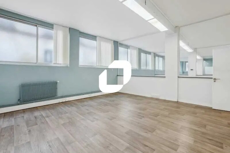 Office in Paris for lease - Interior Photo - Image 3 of 9