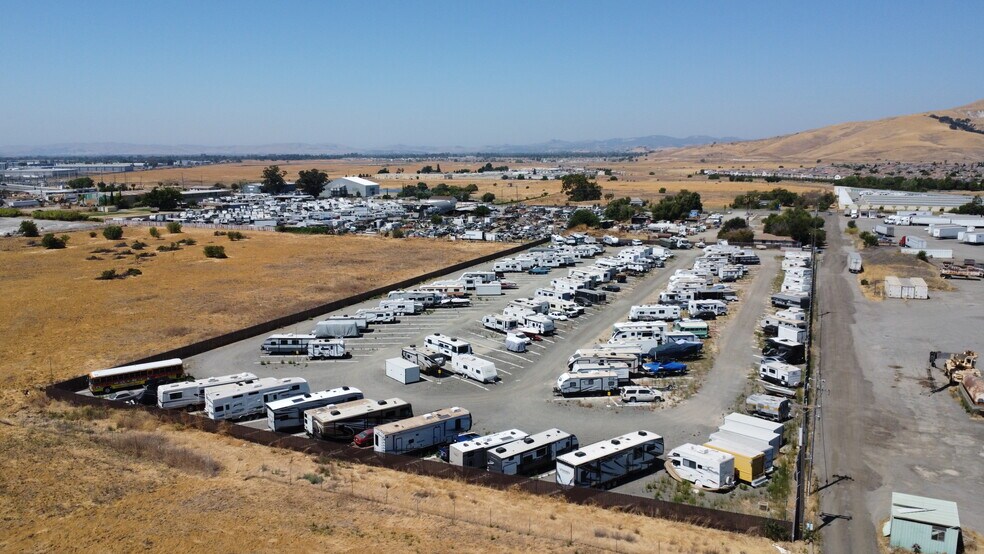 5044 Peabody Rd, Fairfield, CA for sale - Primary Photo - Image 1 of 1
