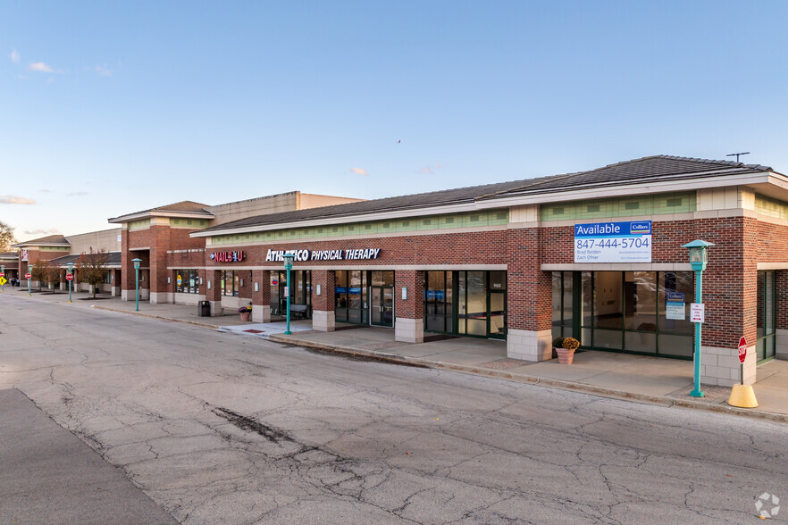 980 Elk Grove Town Ctr, Elk Grove Village, IL for lease - Building Photo - Image 1 of 12