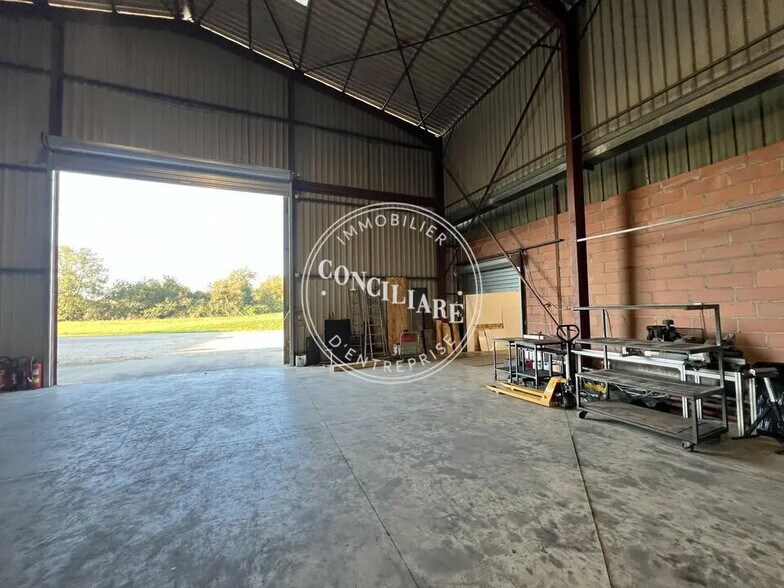 Industrial in Montauban for sale - Building Photo - Image 3 of 6