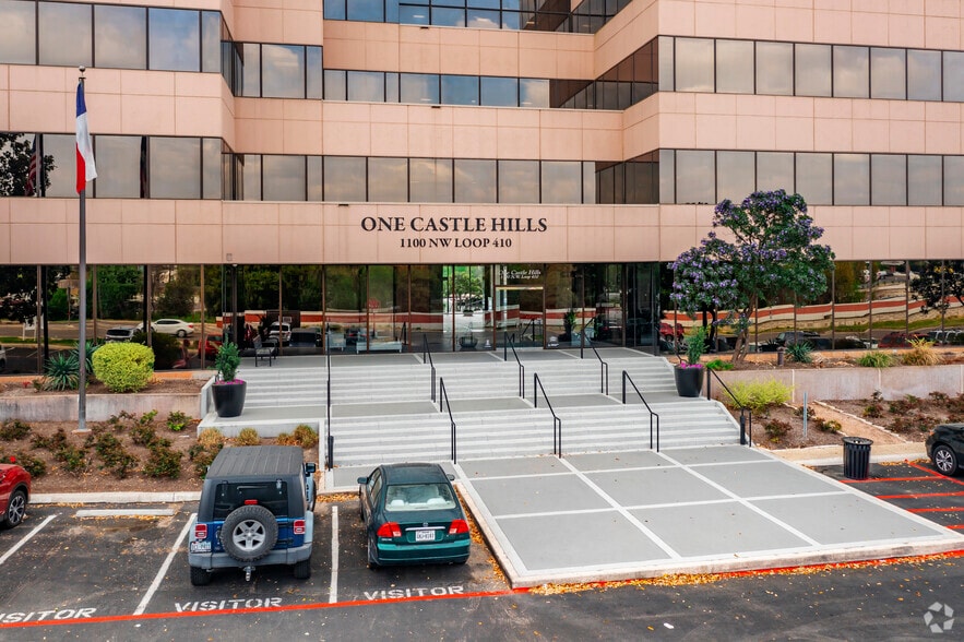 1100 NW Loop 410, San Antonio, TX for lease - Building Photo - Image 1 of 9