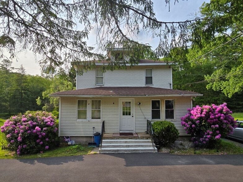 54 Eldred Yulan Rd, Eldred, NY for sale - Primary Photo - Image 2 of 43