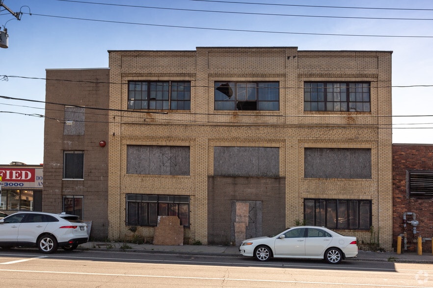 293 Peninsula Blvd, Hempstead, NY for sale - Primary Photo - Image 1 of 1