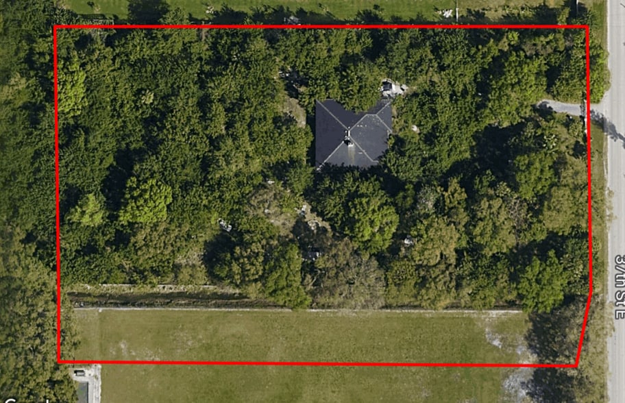 5120 37th St E, Bradenton, FL for sale - Primary Photo - Image 1 of 1