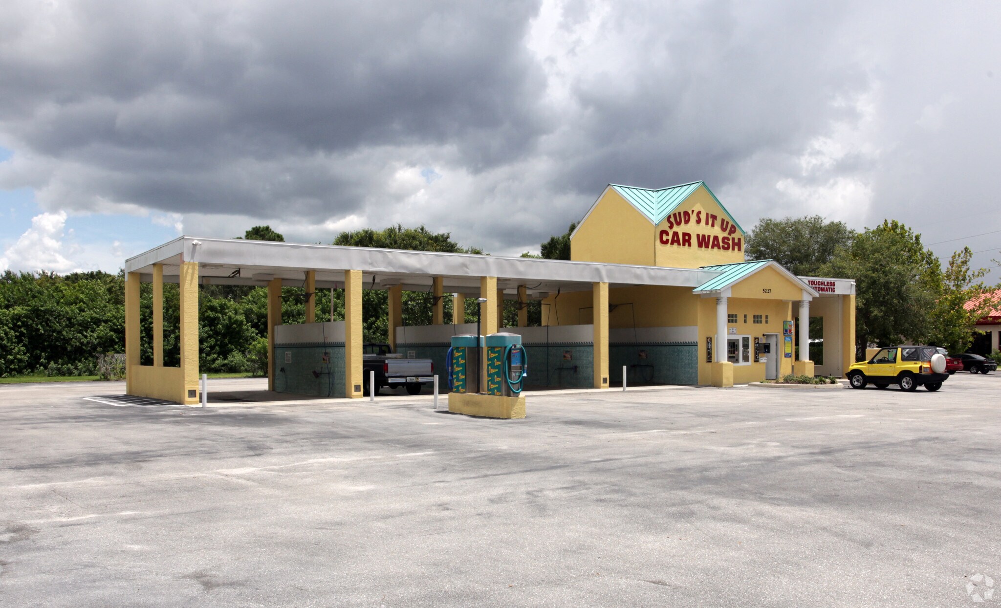 5227 71st St E, Bradenton, FL for sale Primary Photo- Image 1 of 1