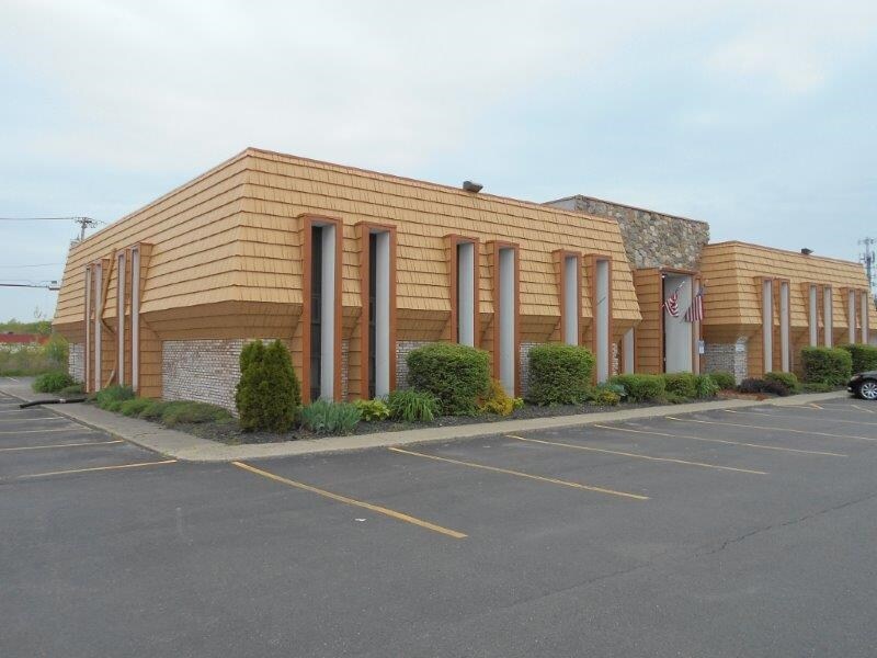 3699 W Henrietta Rd, Rochester, NY 14623