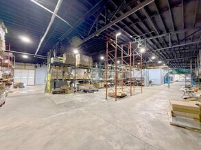 423 Westover Dr, Columbia, TN for lease Interior Photo- Image 2 of 15