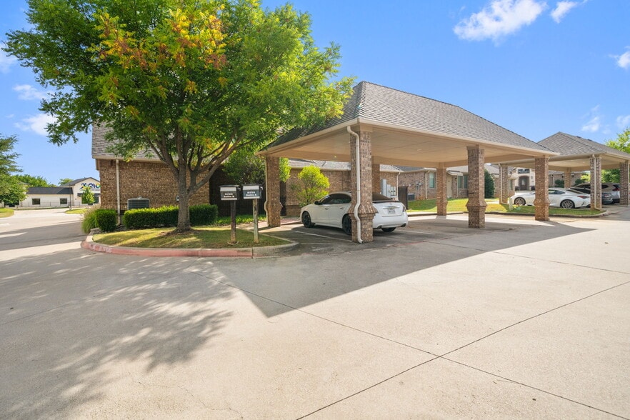 8233 Mid Cities Blvd, North Richland Hills, TX for sale - Building Photo - Image 3 of 24