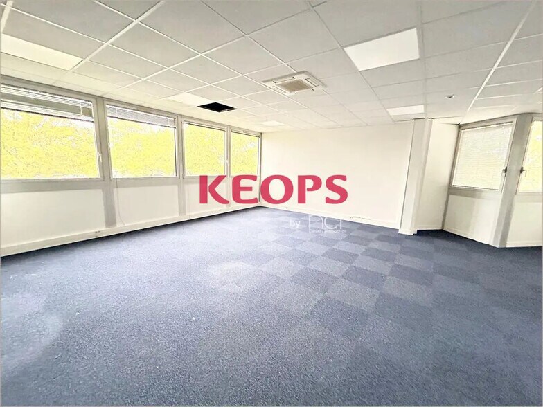 Office in Blagnac for lease - Interior Photo - Image 3 of 10