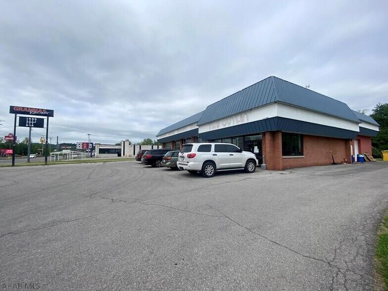 1245 Plank Rd, Duncansville, PA 16635