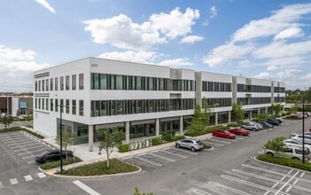 1695 NW 110th Ave, Miami, FL for lease Interior Photo- Image 1 of 2