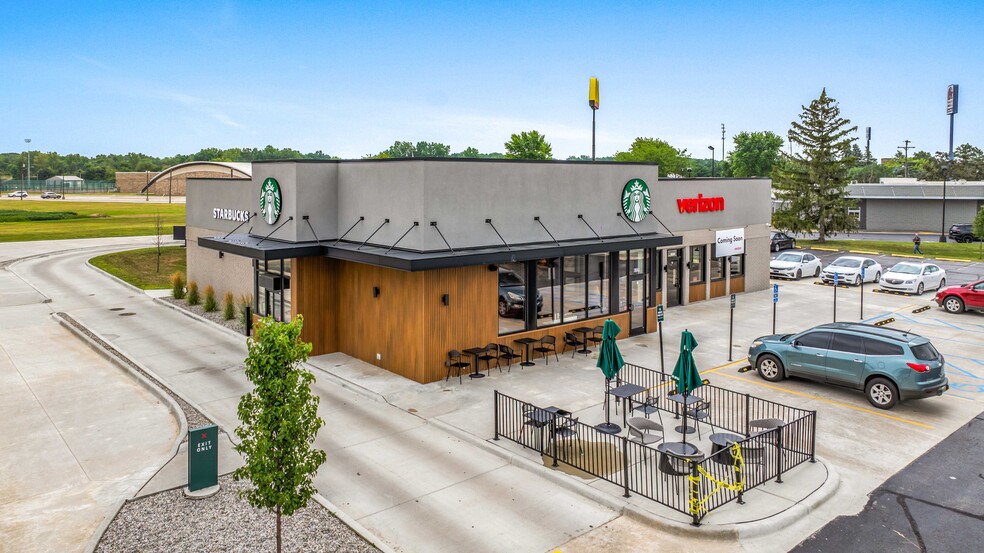 6301 Dixie Hwy, Bridgeport, MI for sale - Building Photo - Image 3 of 3