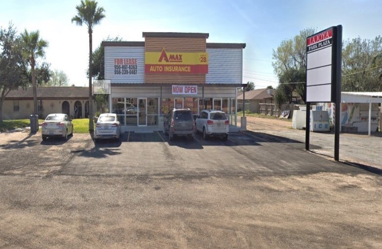 213 W Expressway 83, La Joya, TX for lease - Primary Photo - Image 1 of 1