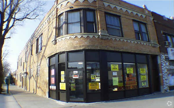 3901 W Fullerton Ave, Chicago, IL for sale - Primary Photo - Image 1 of 1